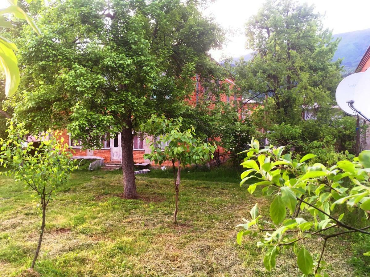 AMBROsador Ambrolauri Exterior foto